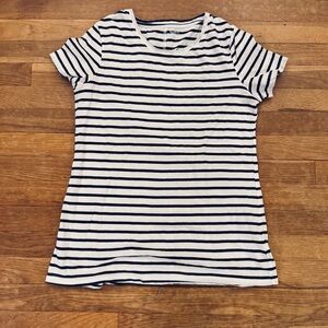 Duluth Trading Company white black striped T-shirt shirt top size medium M
 b48